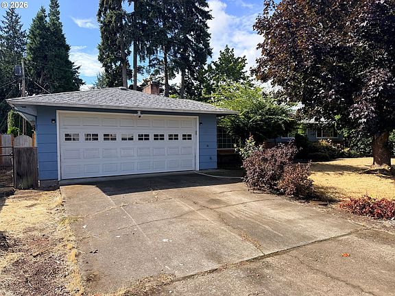 2nd image of 2188 SE Pine St