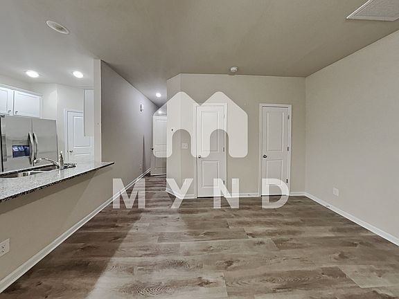 4th image of 4310 Chapman Woods Ct