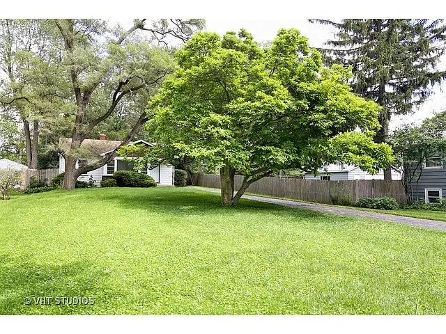 4835 Pershing Ave photo 1