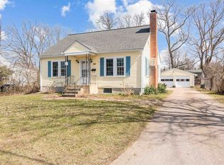 10 Myers Ct, South Burlington, VT 05403