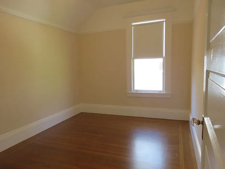 1714 Castro St — Photo 27