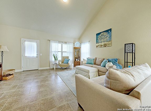 3rd image of 5408 Kingswood St