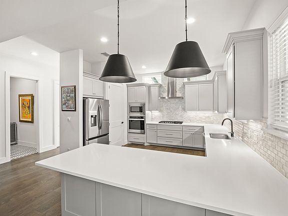 5th image of 170 Bunker Ranch Blvd #59