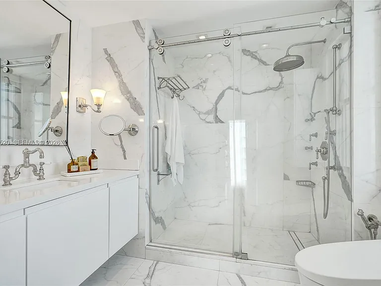 800 Claughton Island Dr #3101 — Photo 48