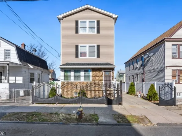 88-90 E 18Th St, Paterson City, NJ 07524