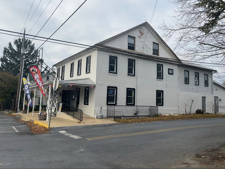 2nd image of 241 Godfrey St