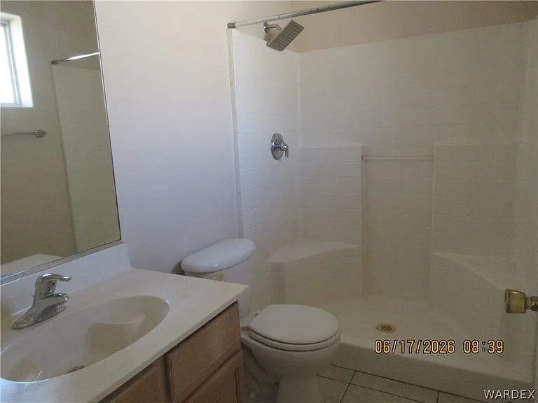 2747 Phoenix Ave — Photo 9