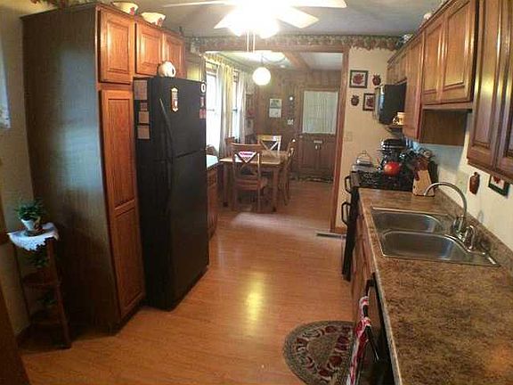 3rd image of 1906 W Sheffield Dr