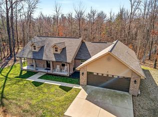 411 Cumberland Cove Rd, Monterey, TN 38574