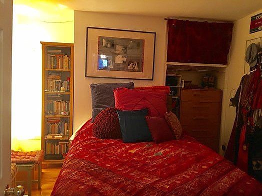 5th image of 3057 34th St APT 1R