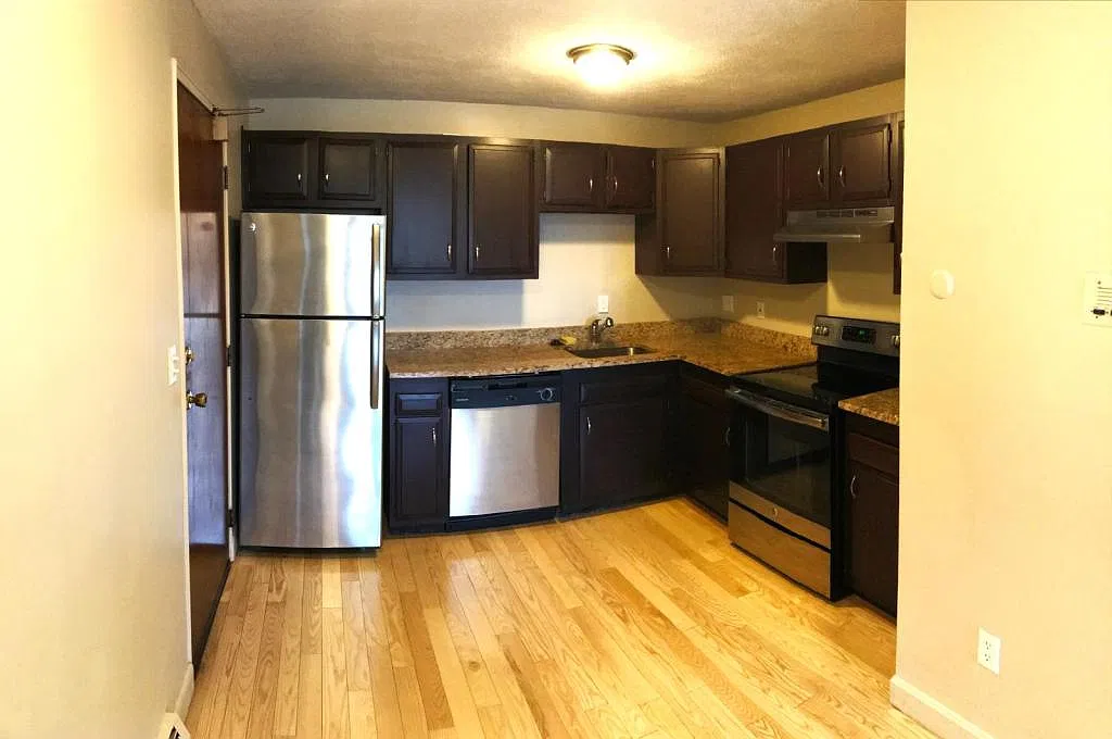 89 E Squantum St — Photo 2