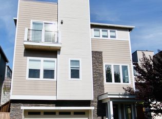 19528 81st Pl NE, Kenmore, WA 98028