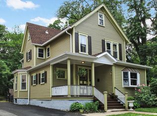 135 Woodside Ave, Ridgewood, NJ 07450