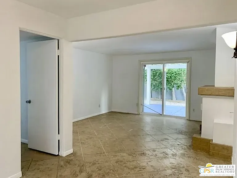 123 W San Carlos Rd — Photo 8