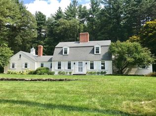 10 Blake Fld, Amherst, MA 01002