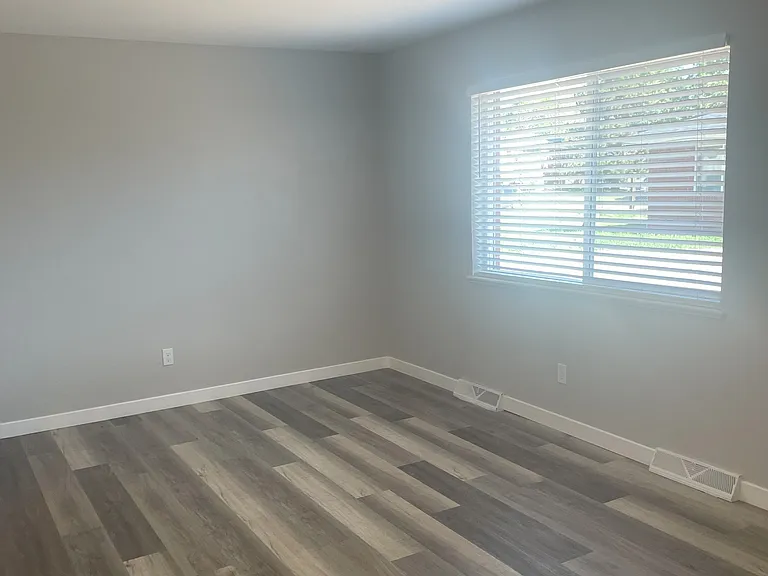 4566 Everett St #4566 — Photo 13