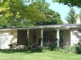 5738 Bayonne Ave, Haslett, MI 48840