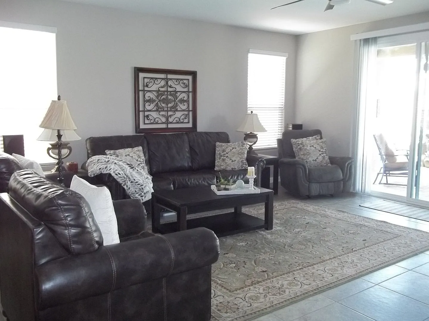 Stunning Fully furnished home 3 bed 2.5 baths 2056 sq ft w/heated pool Must see will rent fast! — Photo 4