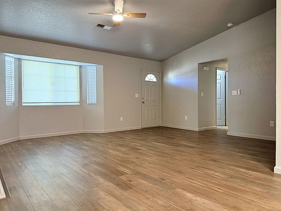 3rd image of 520 Saint Teresa Ct