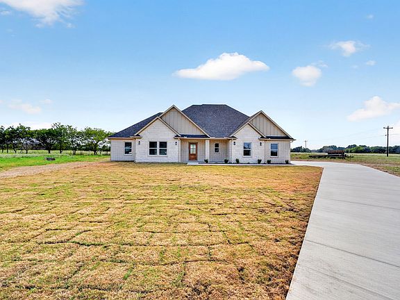 2nd image of 5731 Lewis Ct
