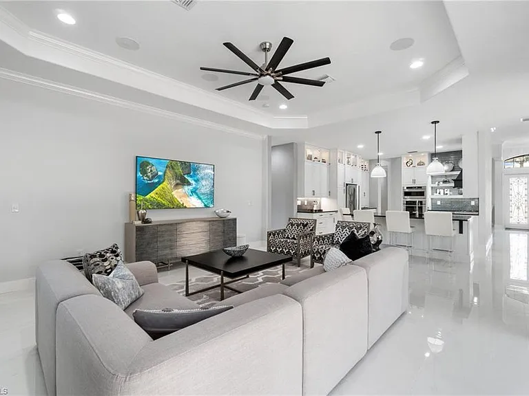 3440 Runaway Ln — Photo 13
