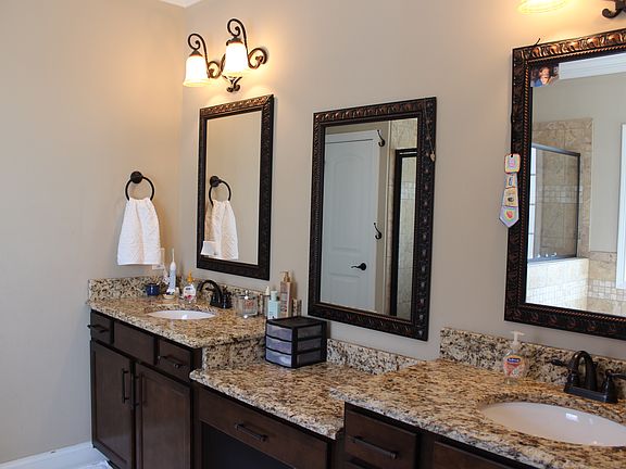 Master bath 2