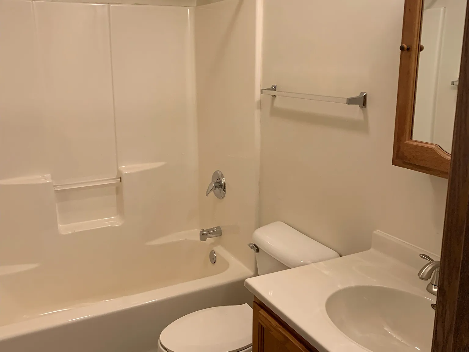 1 bed, $850 — Photo 2