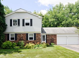 721 Wyngate Ln, Buffalo Grove, IL 60089