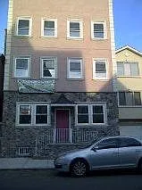 42 Hawkins St #2R — Photo 1