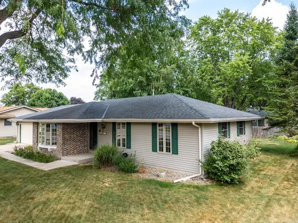 842 N Wright Rd, Janesville, WI 53546