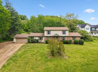 1352 Holly Tree Gap Rd, Brentwood, TN 37027