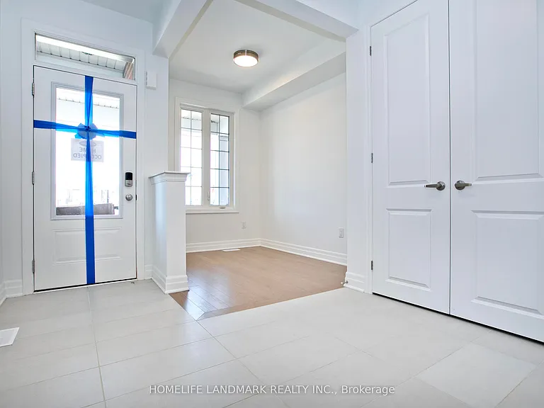 49 Brock Meadow Cres — Photo 2