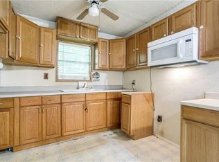 8512 Marks Ln, Fort Worth, TX 76135
