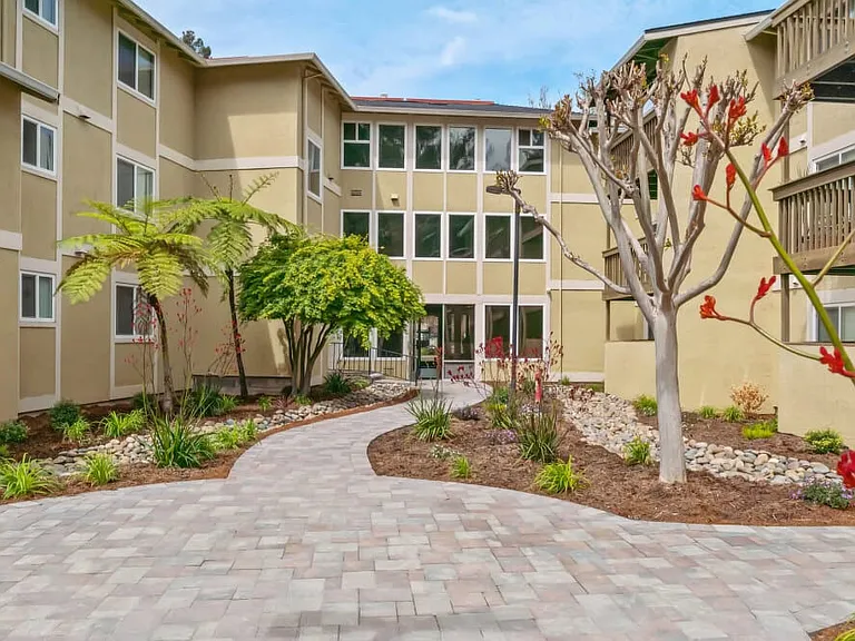 Vista Creek Apartments — Photo 5