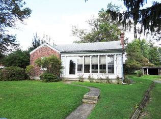 315 Memorial Blvd, Newmanstown, PA 17073
