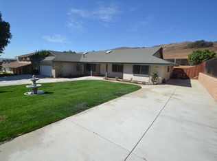 5640 Peacock Ln, Riverside, CA 92505