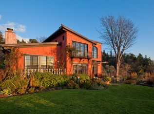 20477 10th Pl SW, Seattle, WA 98166