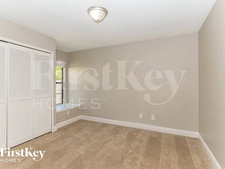 8021 Weather Vane Dr — Photo 10