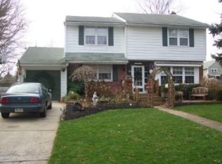 748 Ivyland Rd, Warminster, PA 18974
