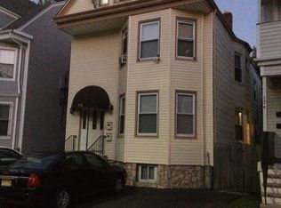 176 N 16th St #2, East Orange, NJ 07017