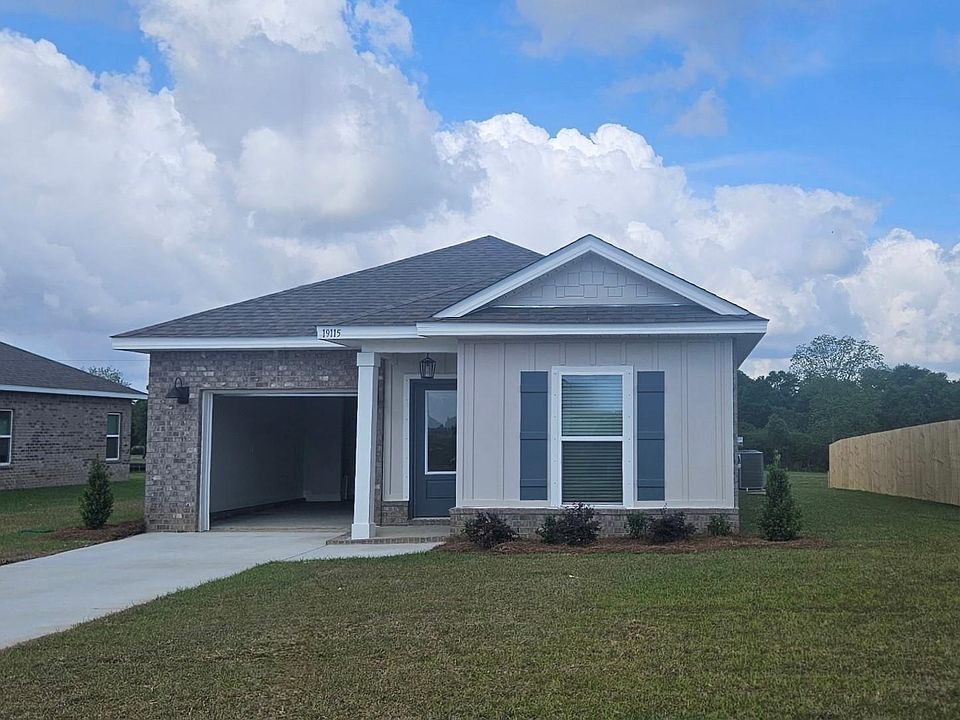 1st image of 19115 Treehill Ln
