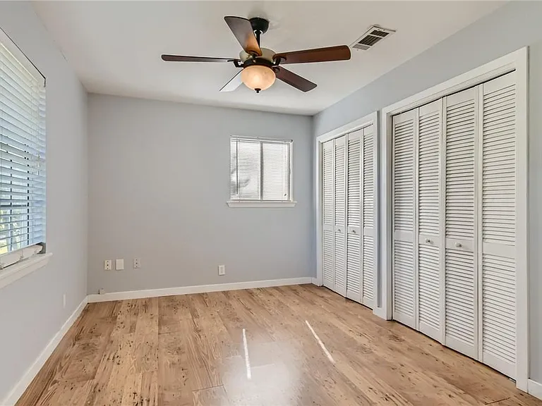6803 Esther Dr — Photo 7