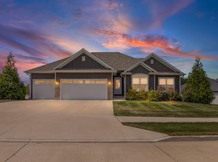 613 Sahalee Ct, Columbia, MO 65201