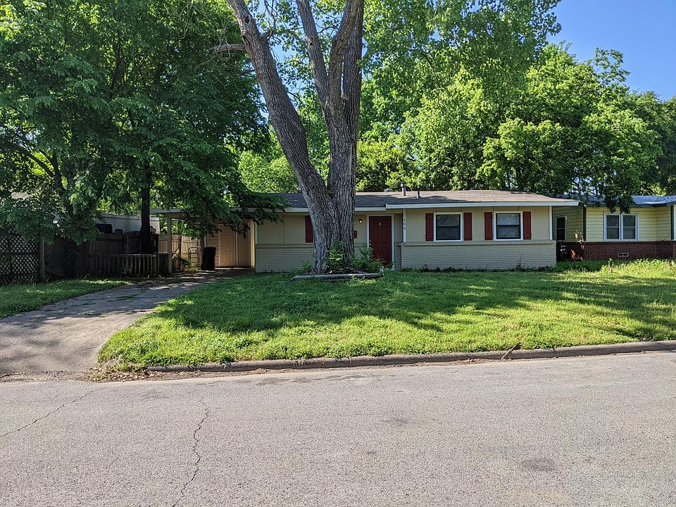 1st image of 206 Burton Dr