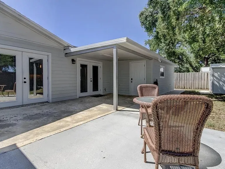 6005 Tampa Shores Blvd — Photo 5