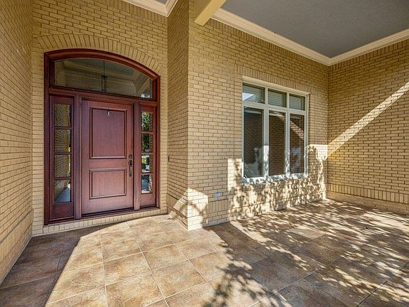 2nd image of 9658 Deer Valley Dr