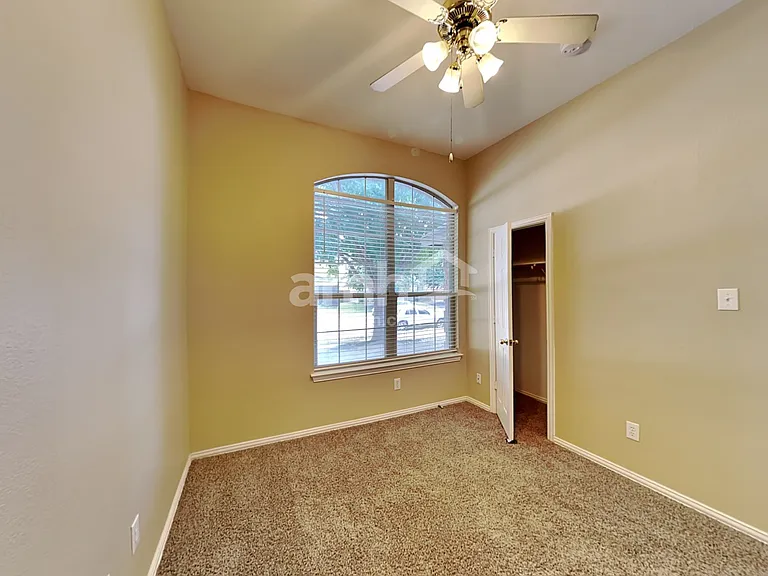 702 Bethany Lake Blvd — Photo 12