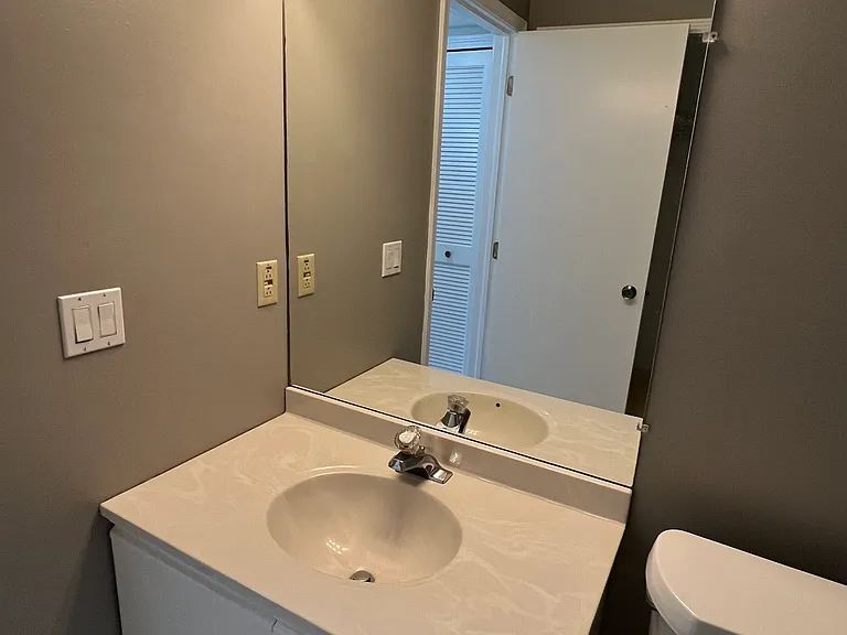 32801 Glen Dr #32801 — Photo 4