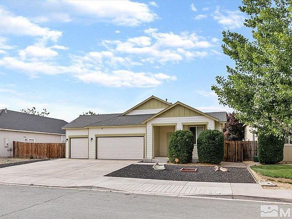 2nd image of 1698 Harvest Creek Way