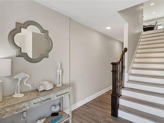 4th image of 2821 Sandpiper Rd